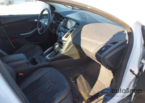 2013 Ford Focus Se из США, поврежденный, VIN 1FADP3K29DL174138